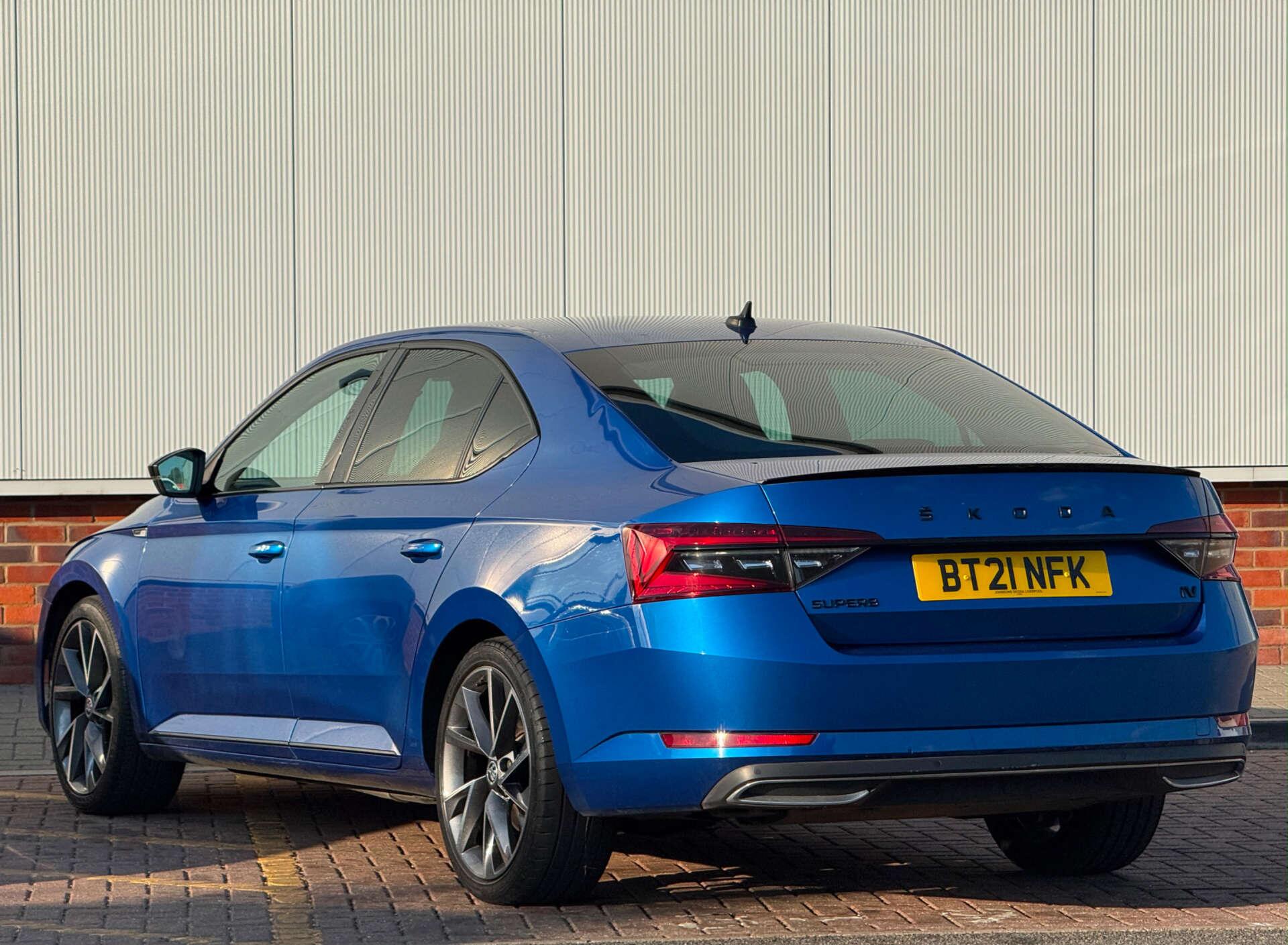 Skoda Superb view 4