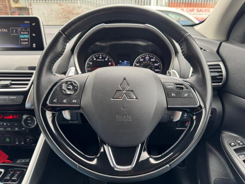 Mitsubishi Eclipse Cross view 32