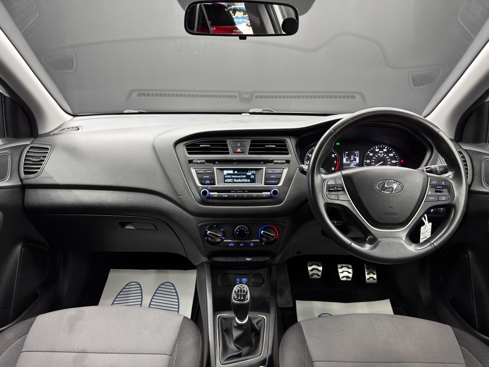 Hyundai I20 view 10