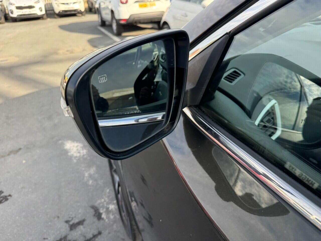 Nissan X-Trail view 45