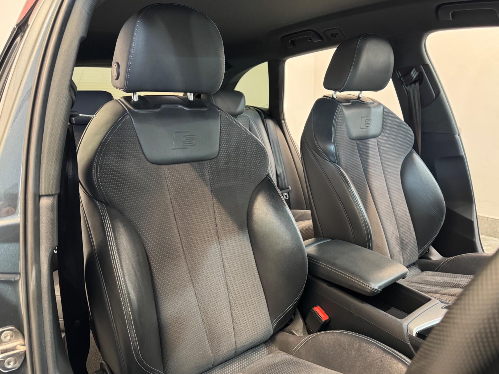 Audi A4 view 21