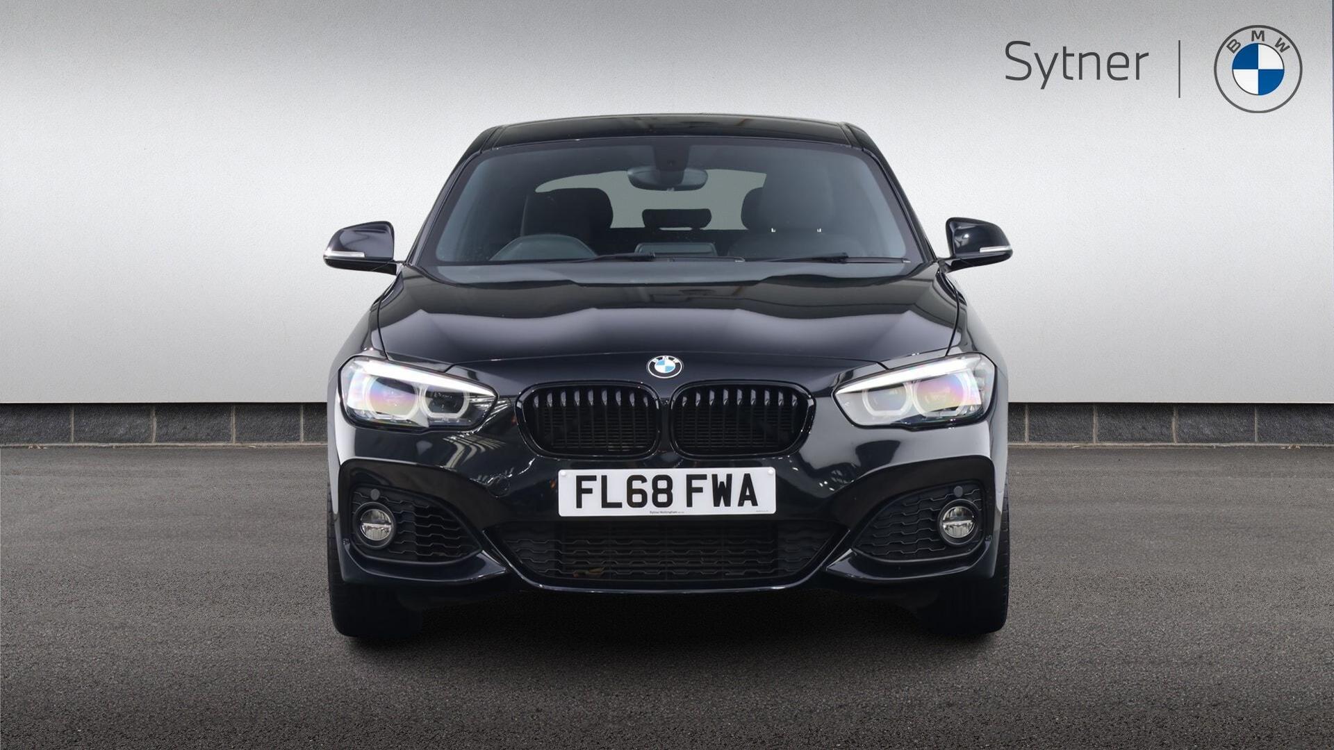 BMW 1 Series view 16