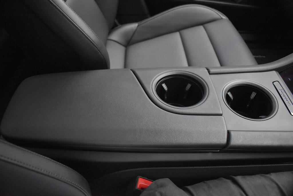 Porsche Taycan view 79