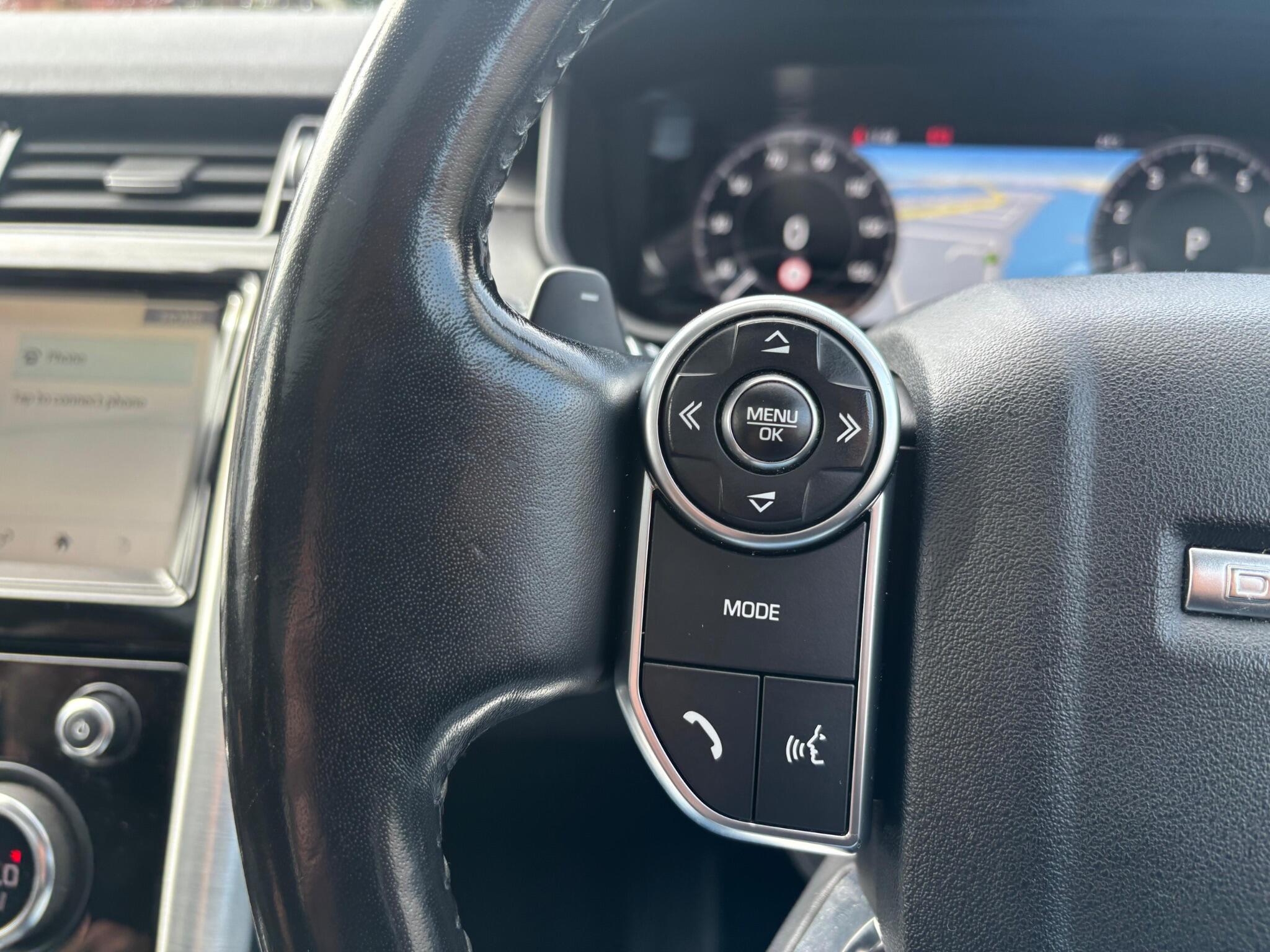 Land Rover Discovery 3 view 27