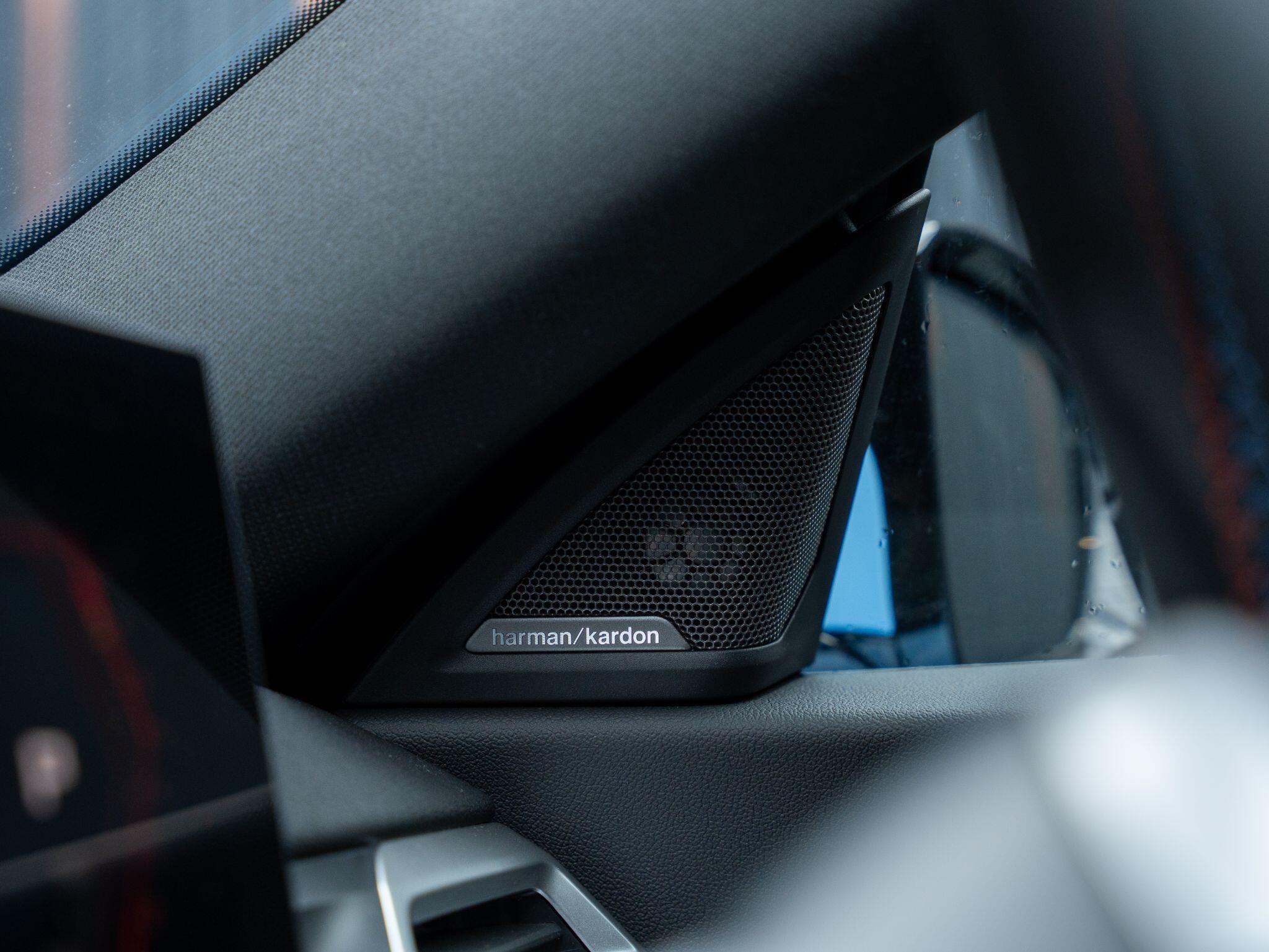BMW M2 view 12