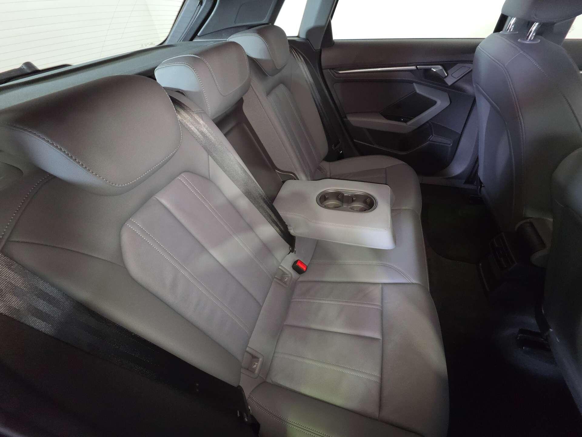 Audi A3 view 54