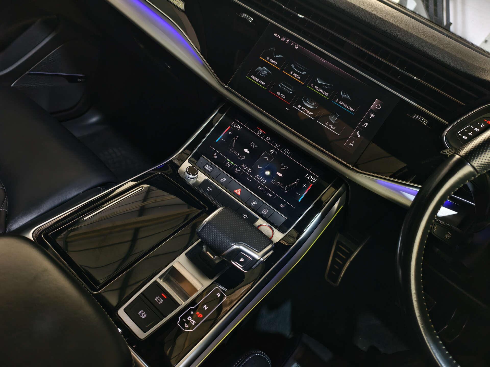 Audi SQ7 view 39
