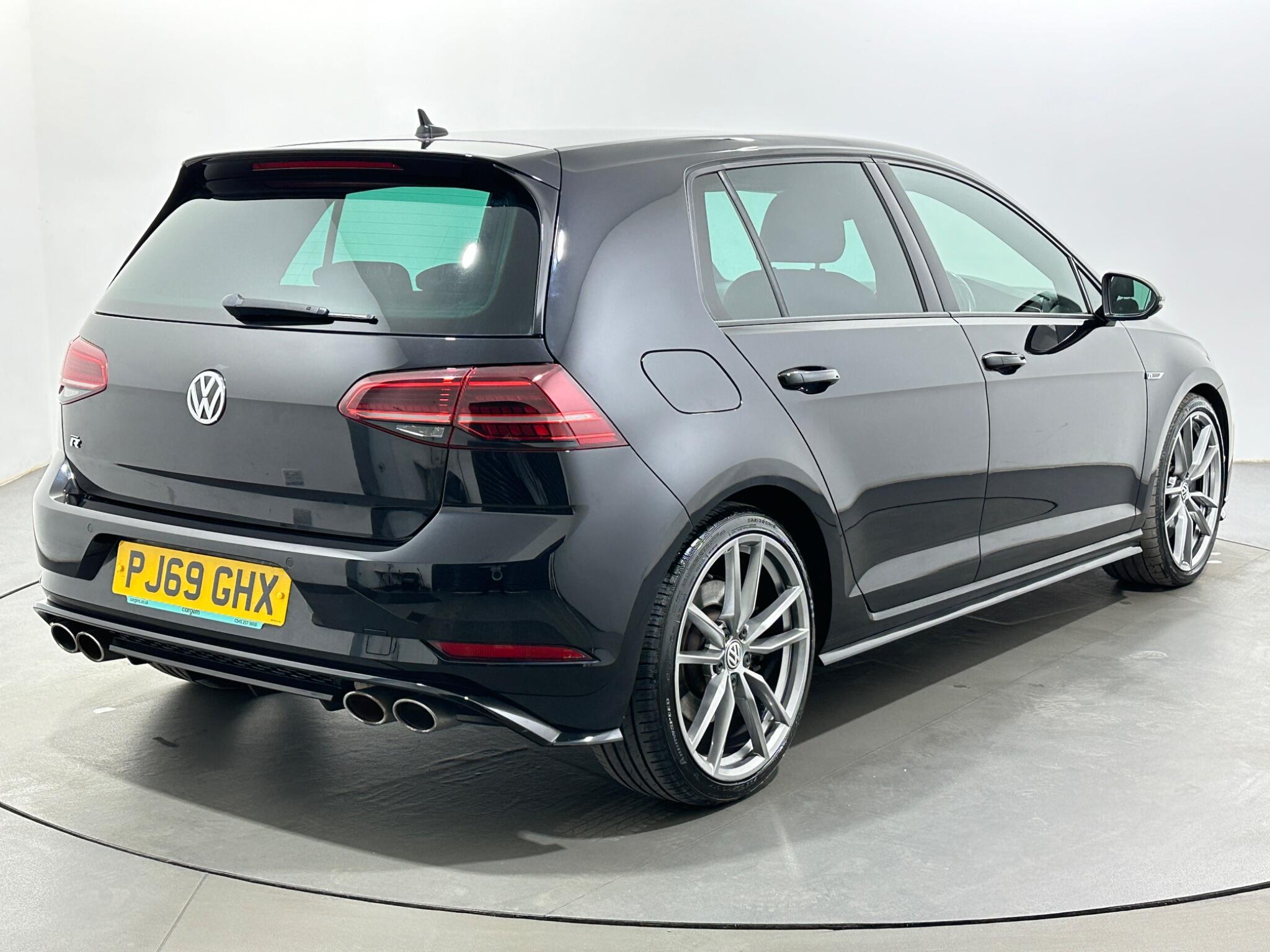 Volkswagen Golf view 8
