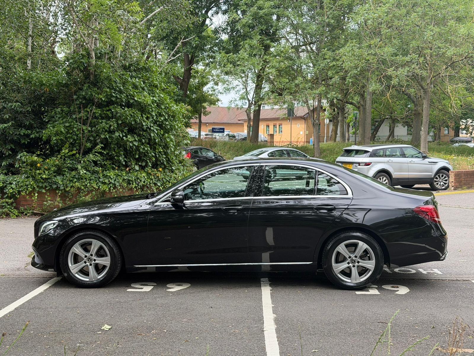 Mercedes-Benz E-Class view 6