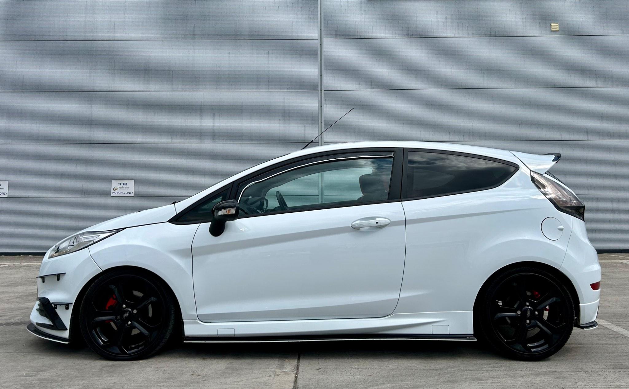 Ford Fiesta view 6