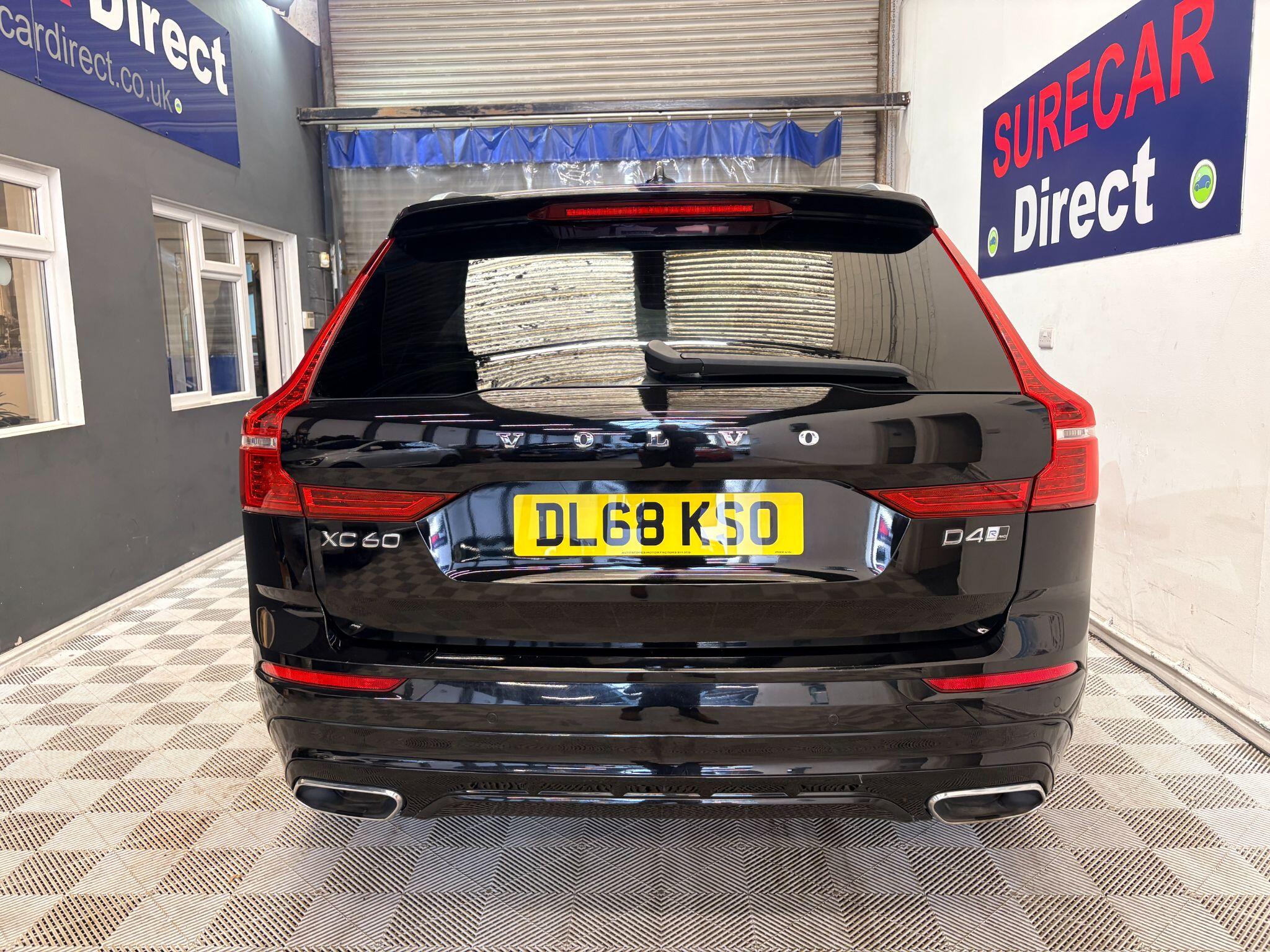 Volvo XC60 view 8