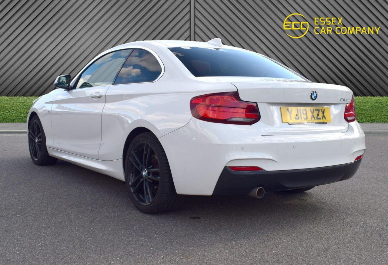 BMW 2 Series view 10