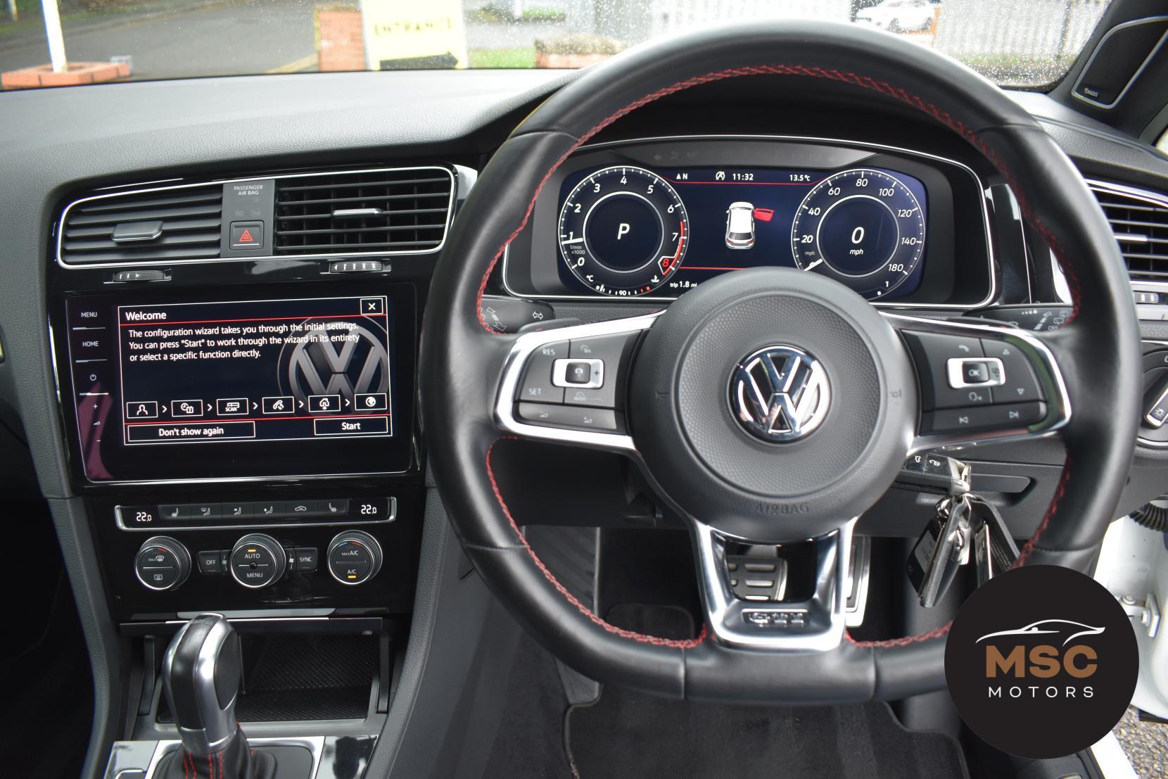 Volkswagen Golf view 36