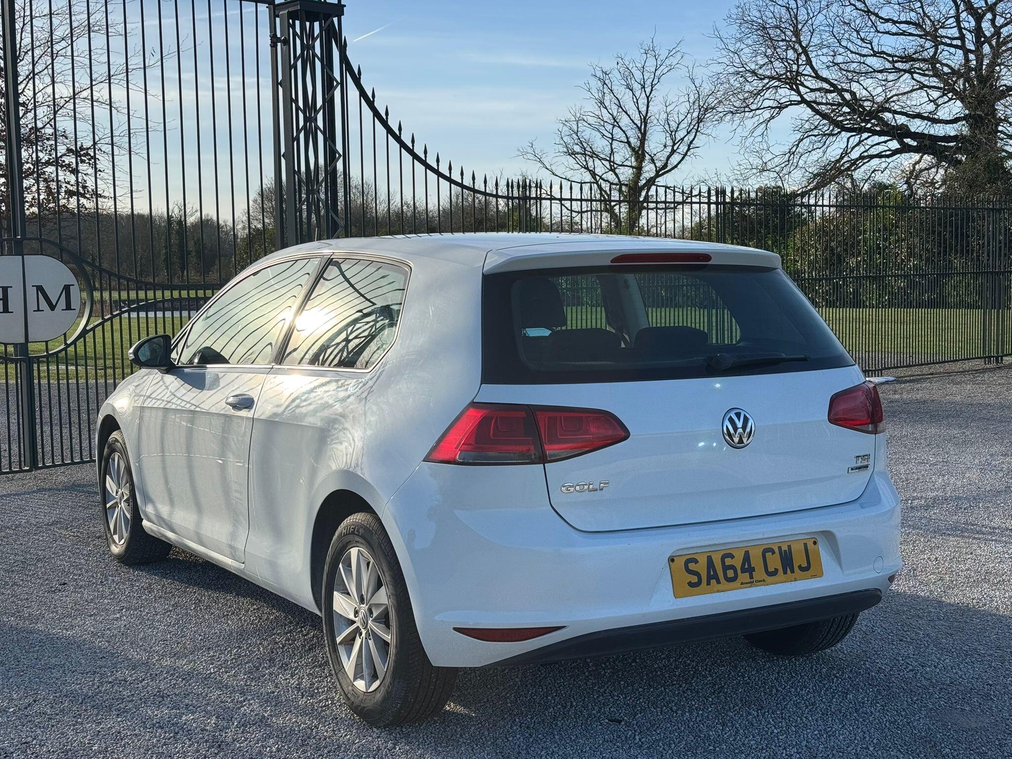 2014 Volkswagen Golf image 6