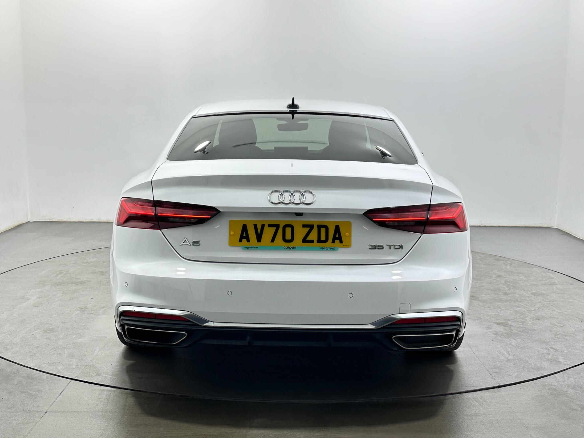 Audi A5 view 7