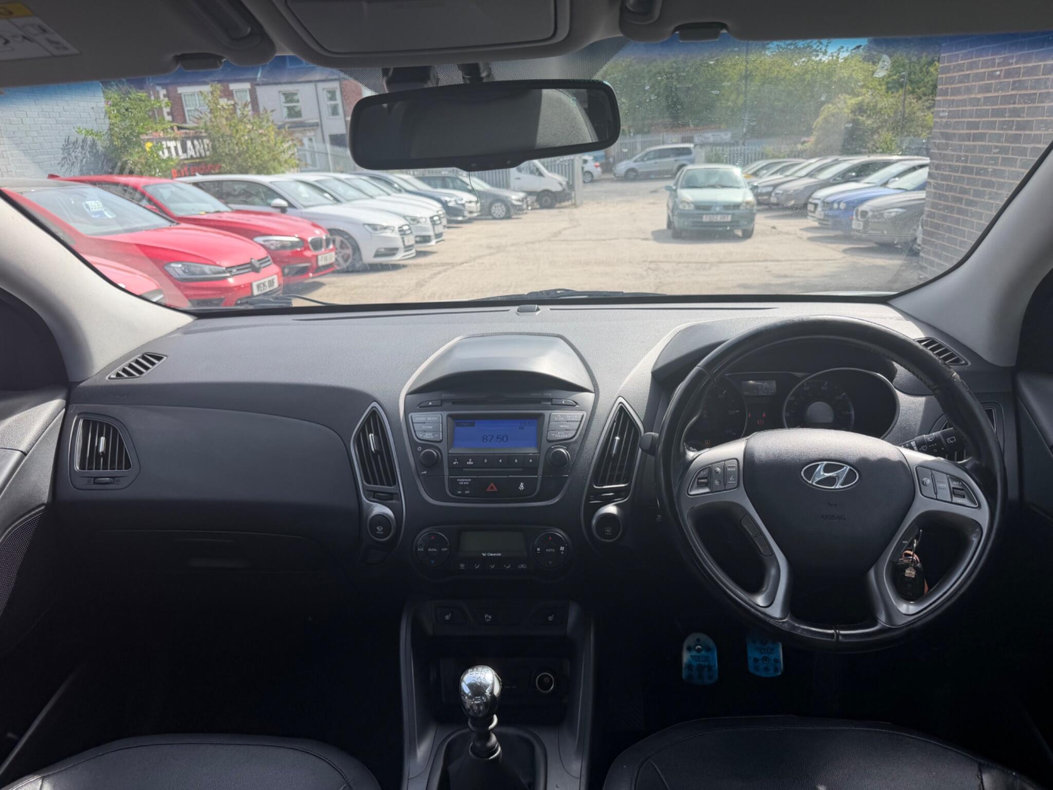 Hyundai ix35 view 24