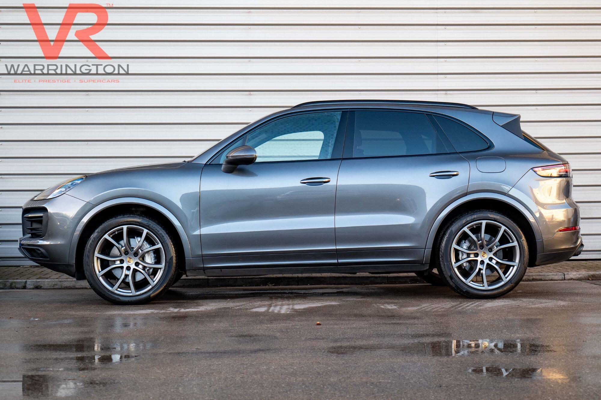 Porsche Cayenne view 8