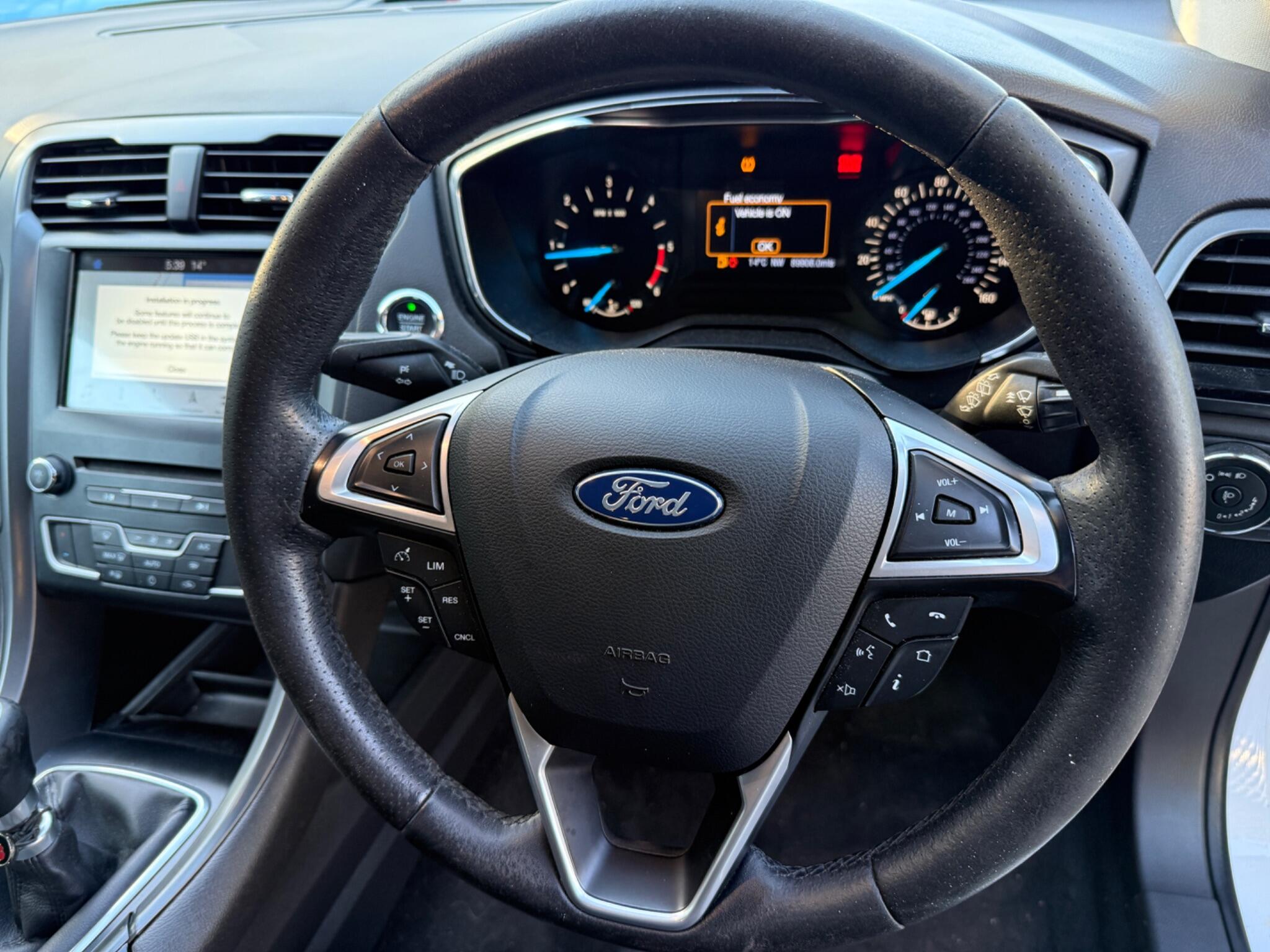 2016 Ford Mondeo image 19