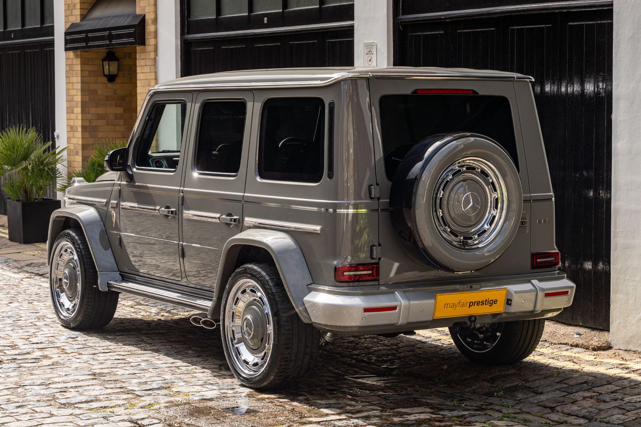 Mercedes-Benz G-Class view 4