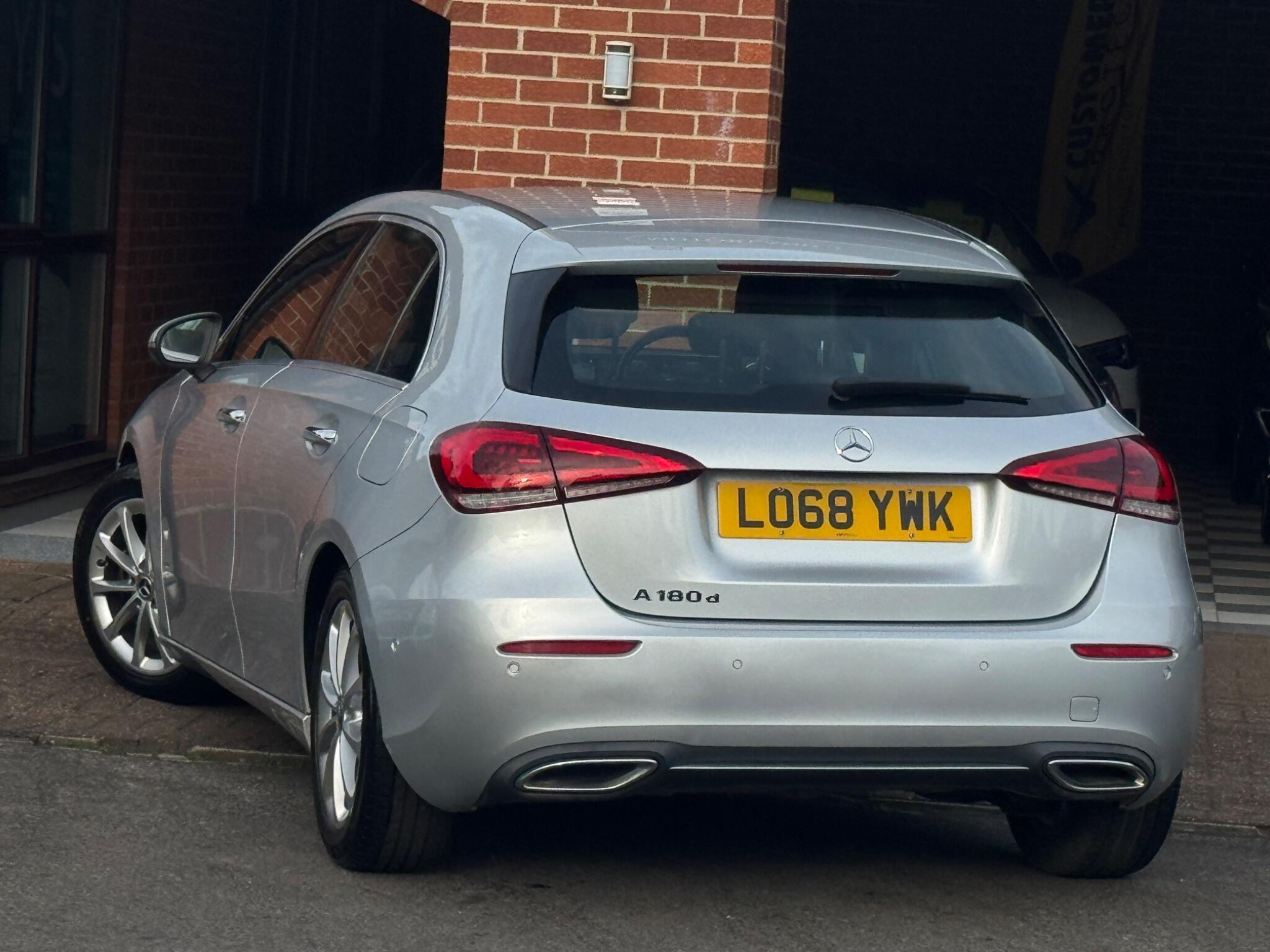Mercedes-Benz A Class view 3