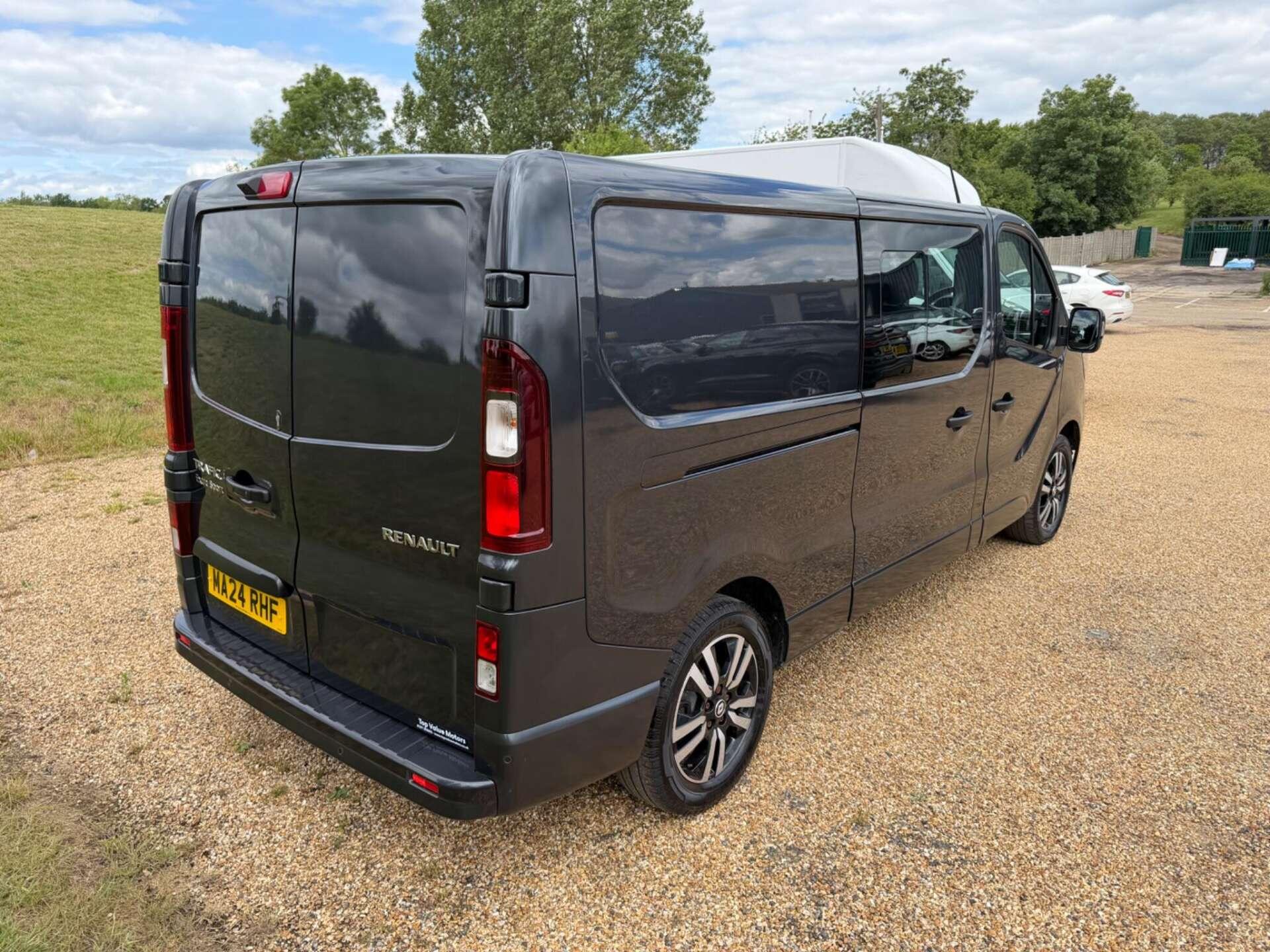 Renault Trafic view 6