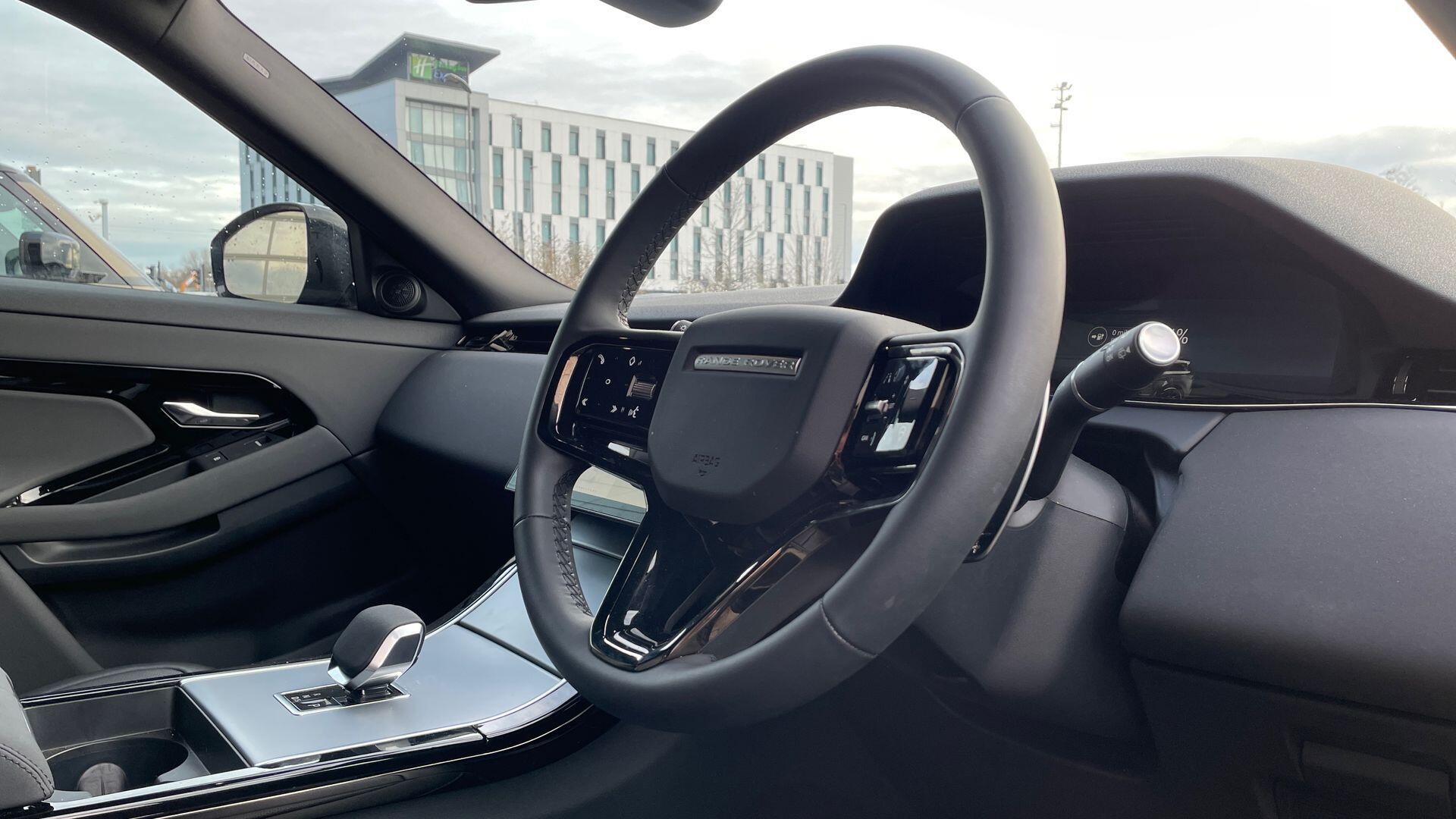 Land Rover Range Rover Evoque view 34