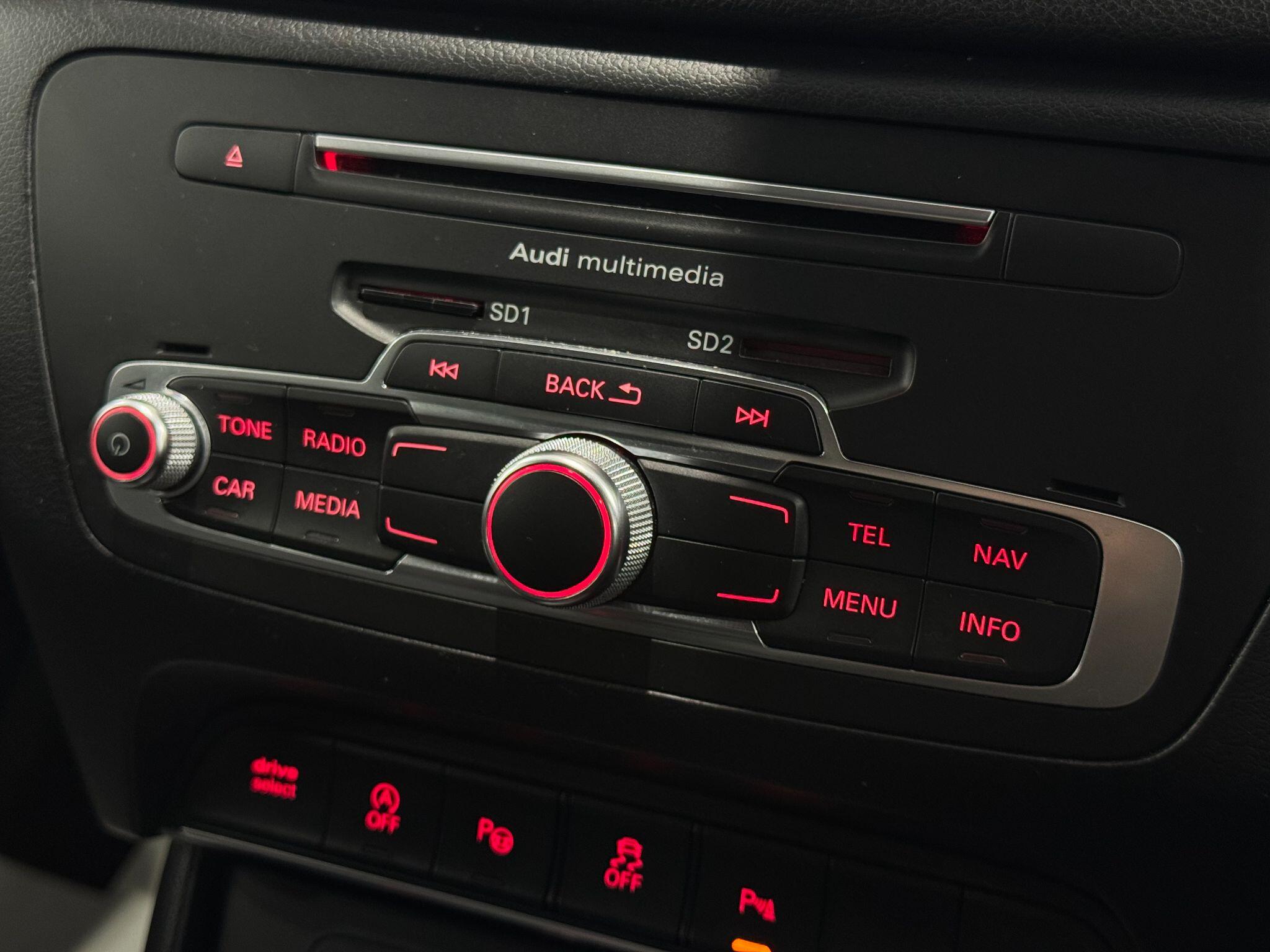 Audi Q3 view 37