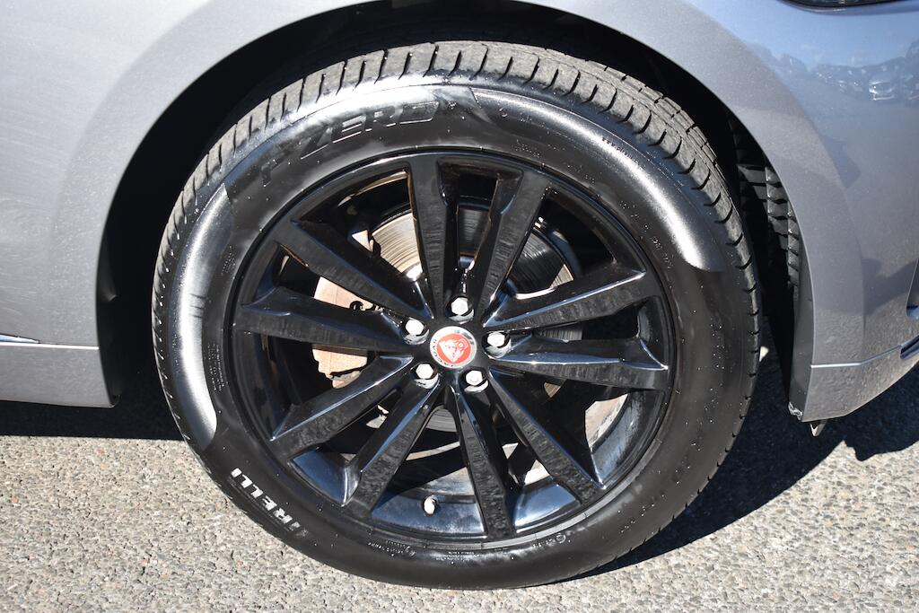 Jaguar F-Pace view 69