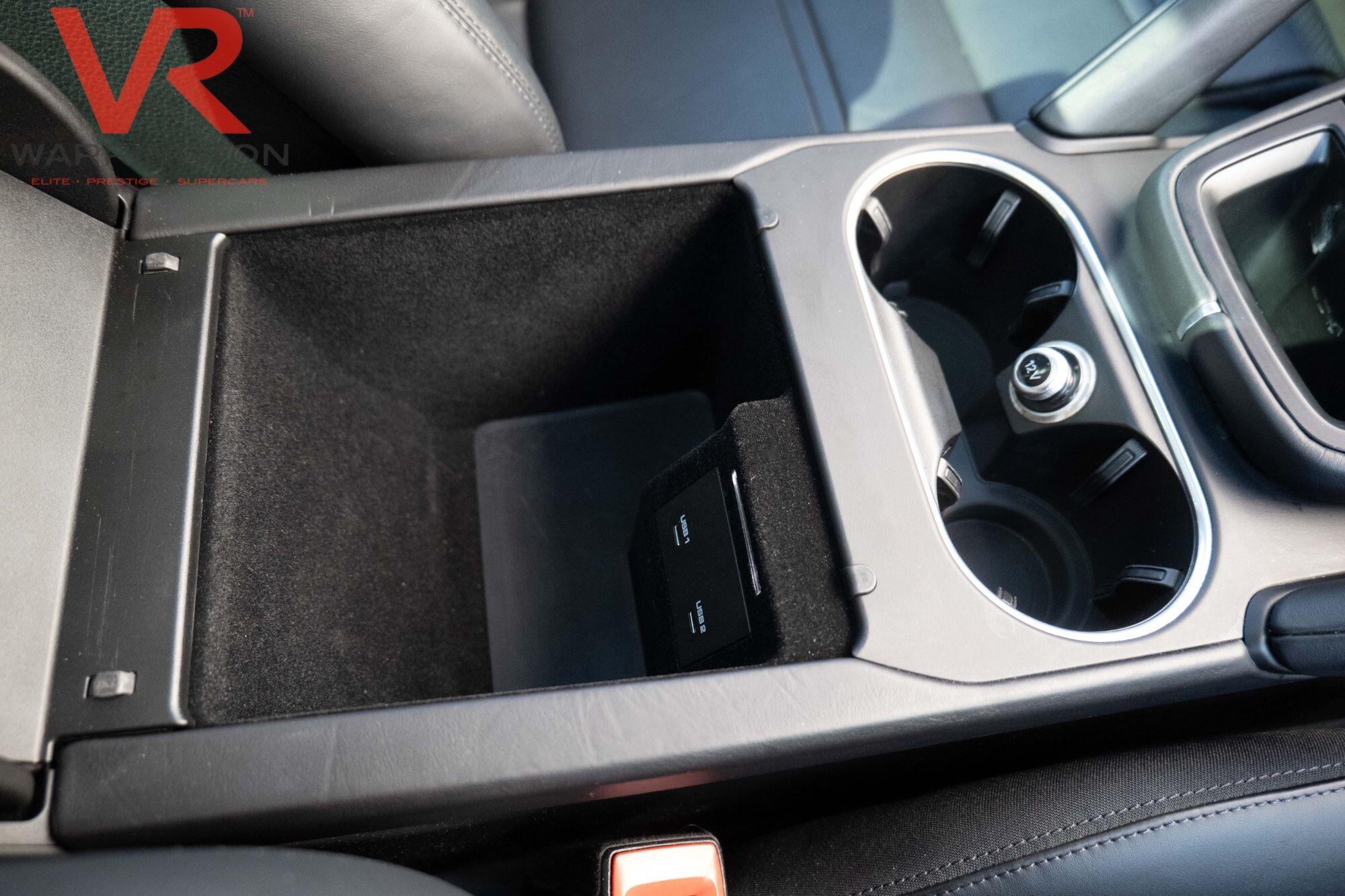 Porsche Cayenne view 26