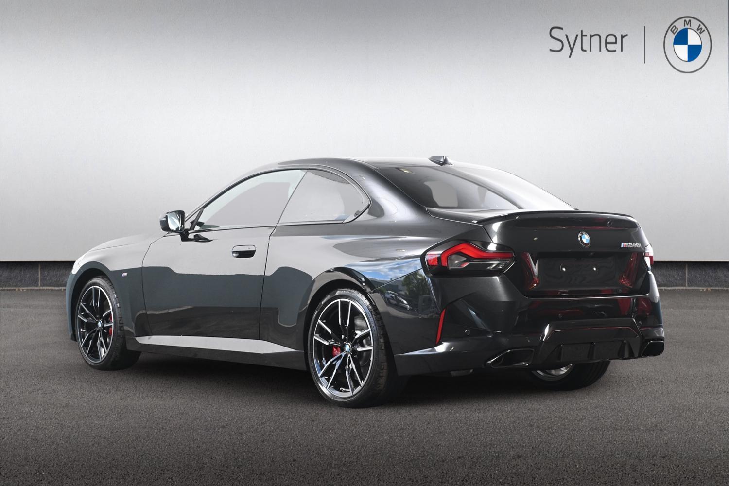 BMW 2 Series view 2