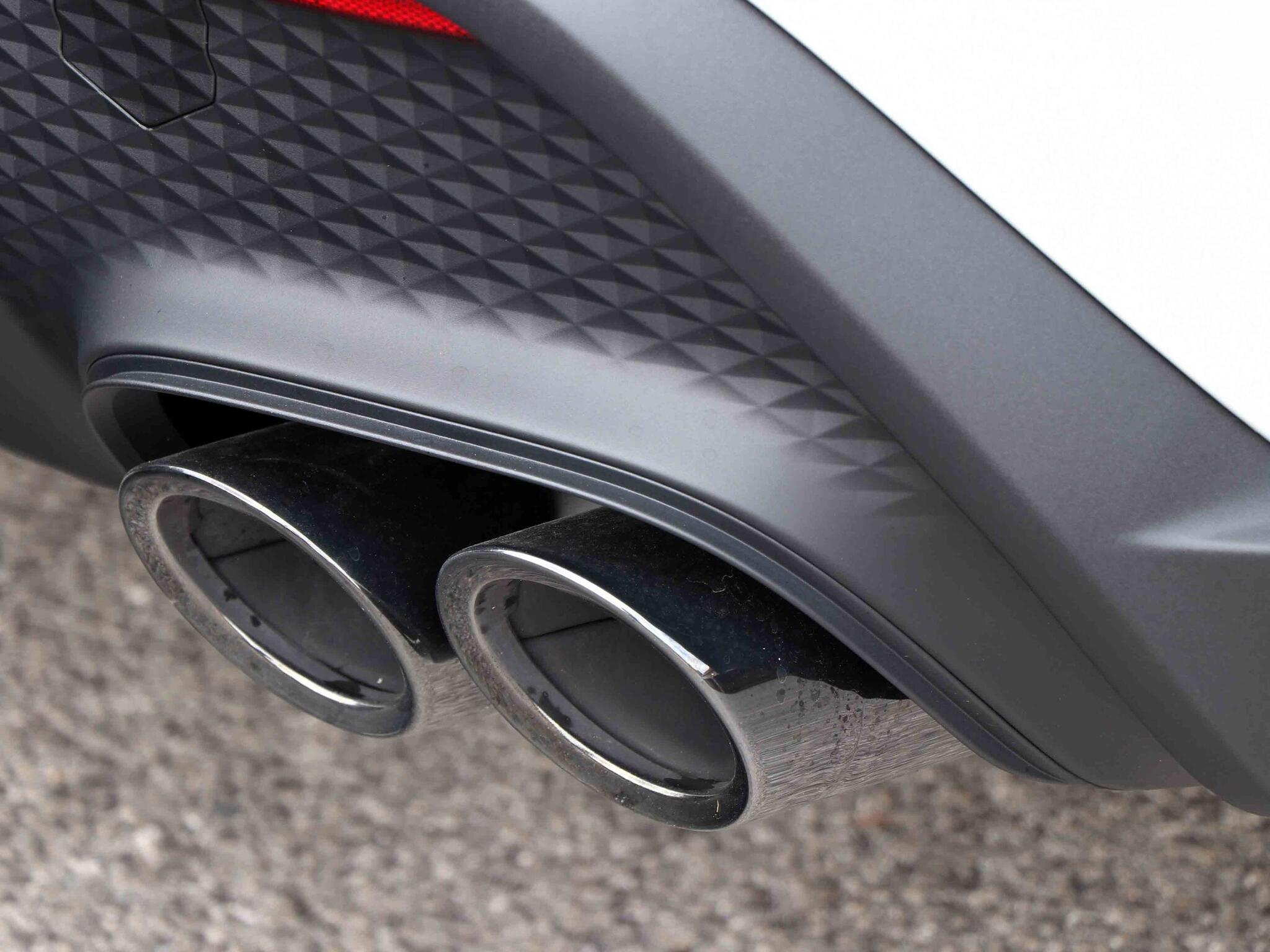 Porsche Macan view 43