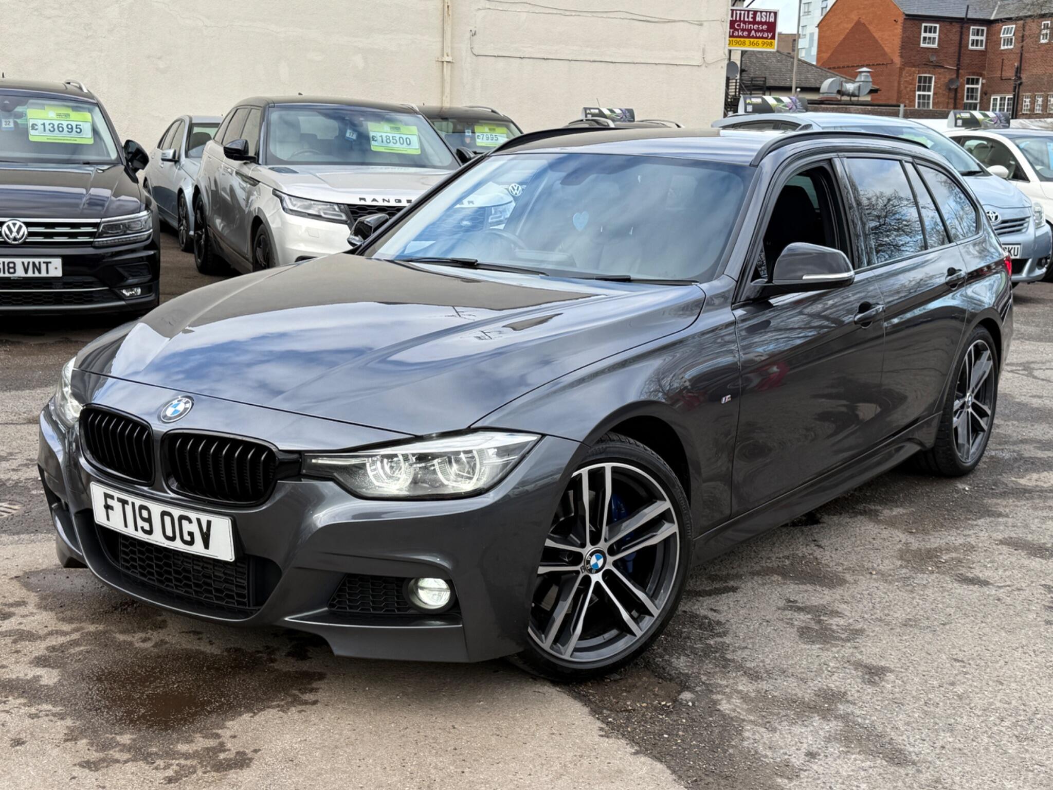 BMW 3 Series - Image 9