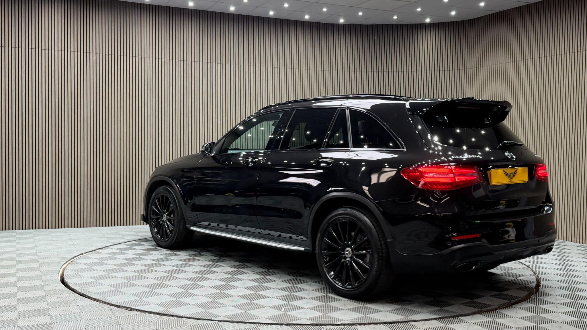 Mercedes-Benz GLC view 52