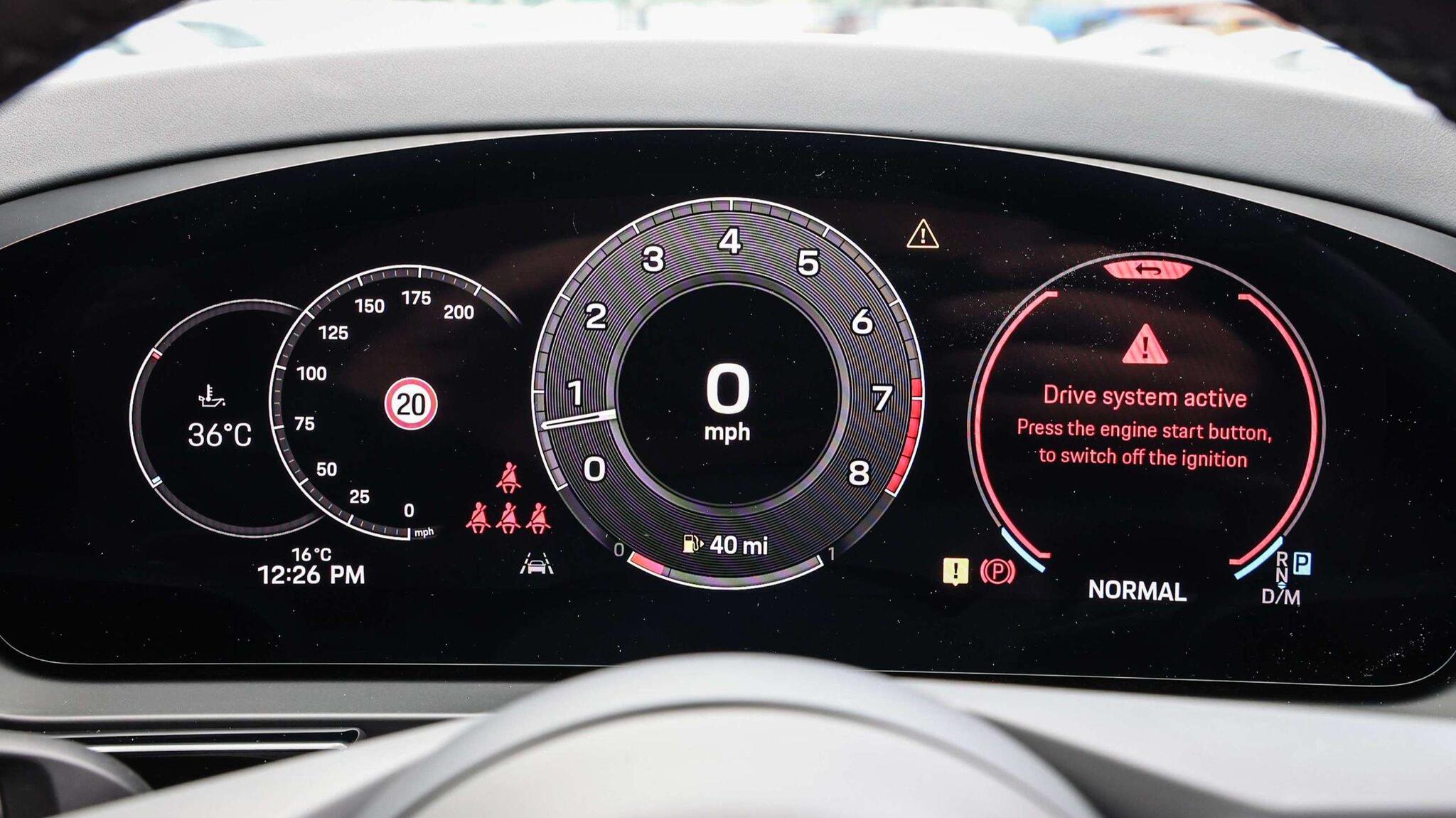 Porsche Cayenne view 19