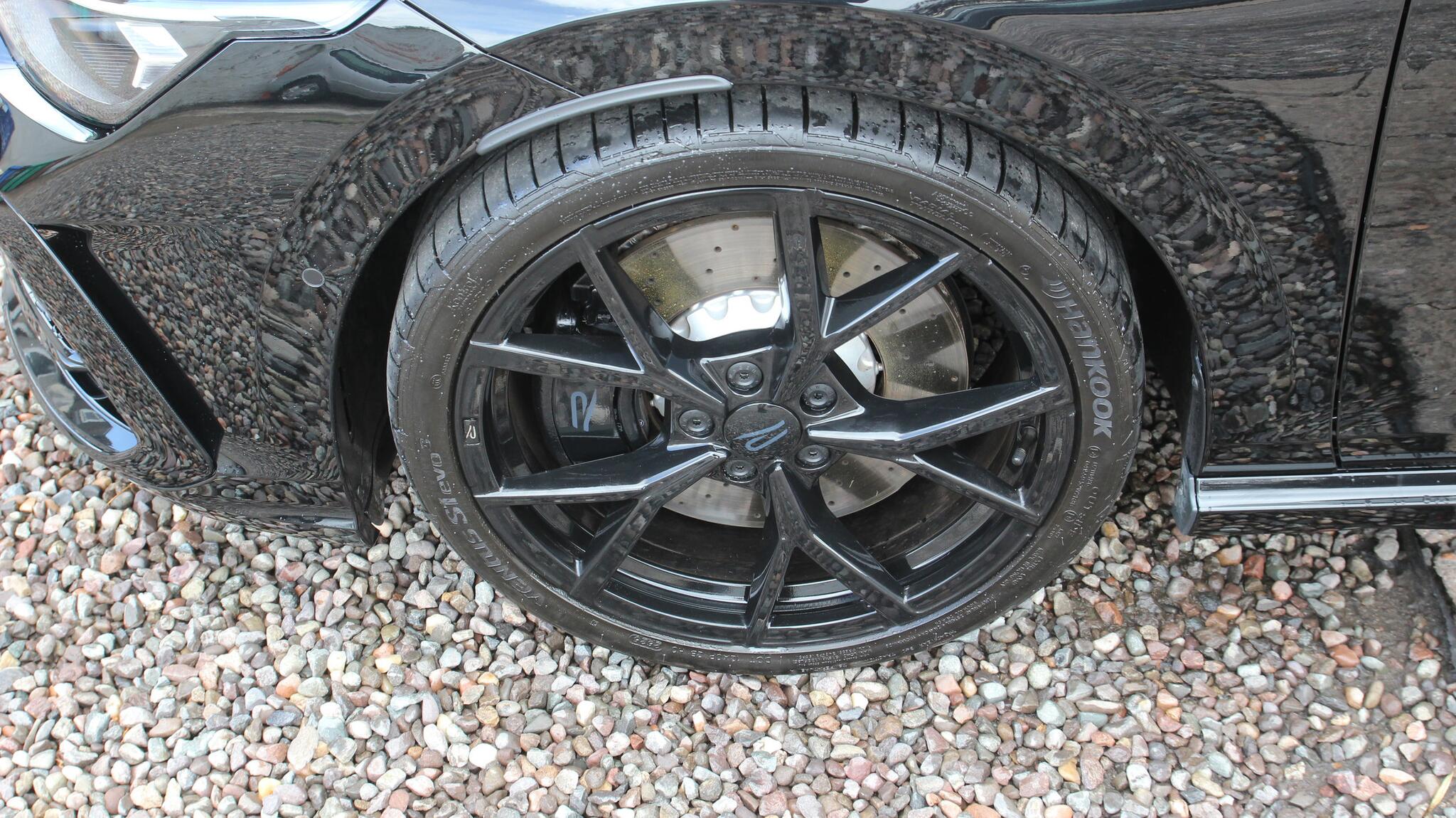 Volkswagen Golf view 20