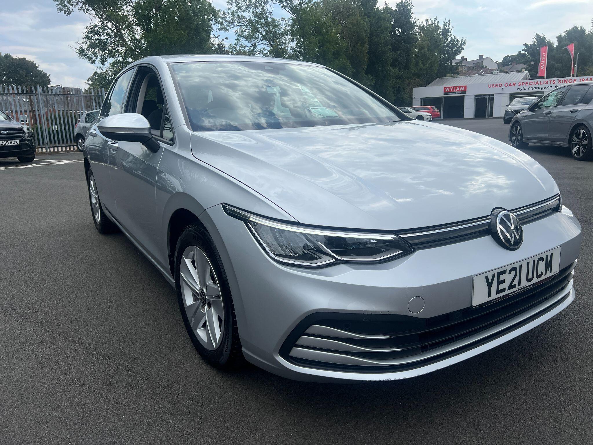 Volkswagen Golf view 7