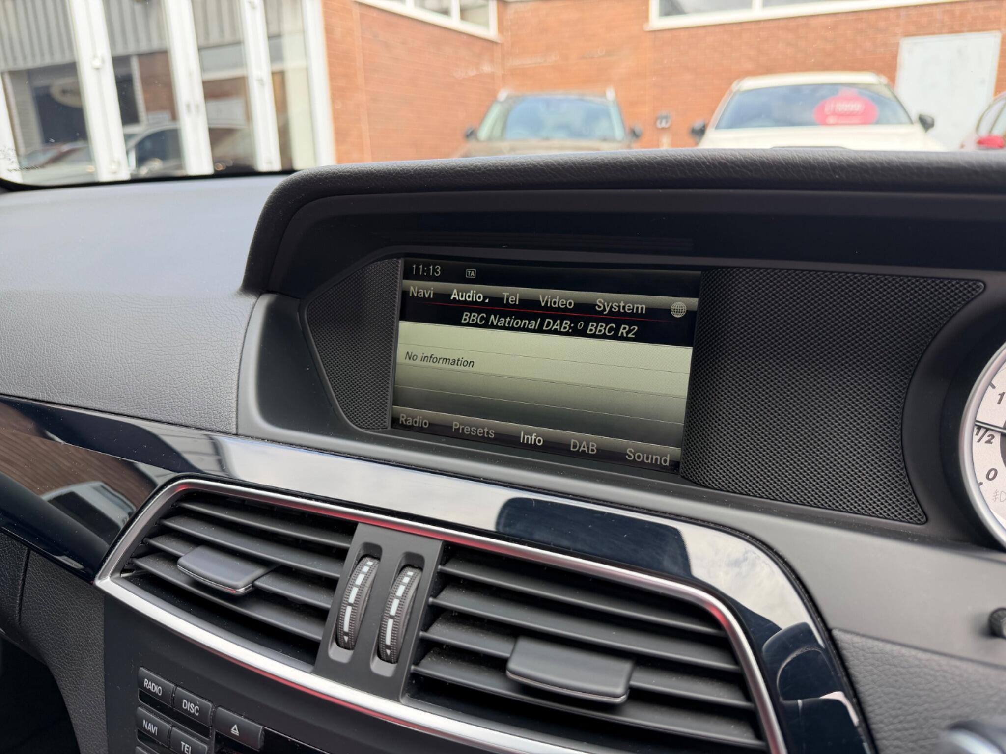 Mercedes-Benz C-Class view 71