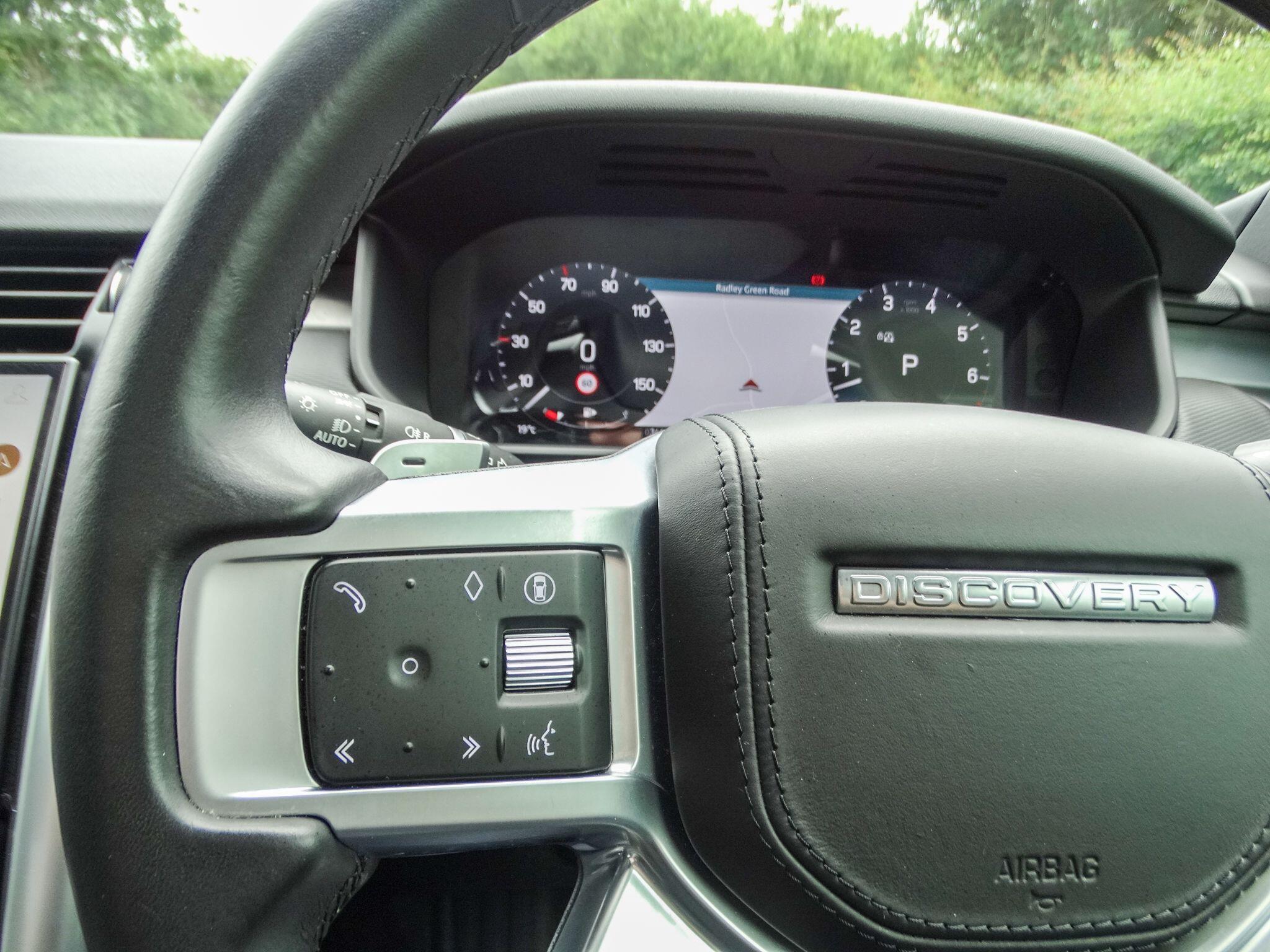 Land Rover Discovery 3 view 39