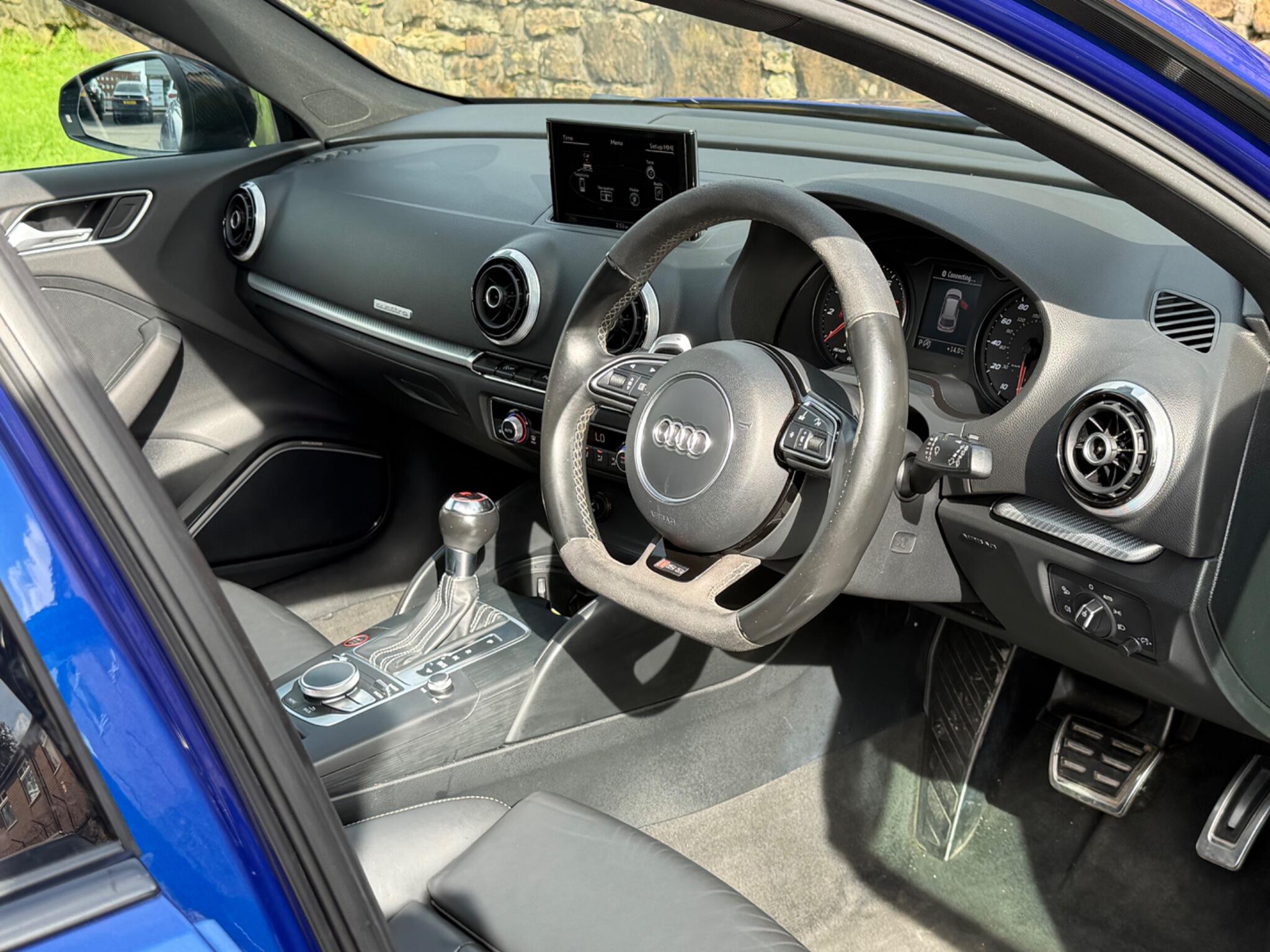 Audi RS3 view 10