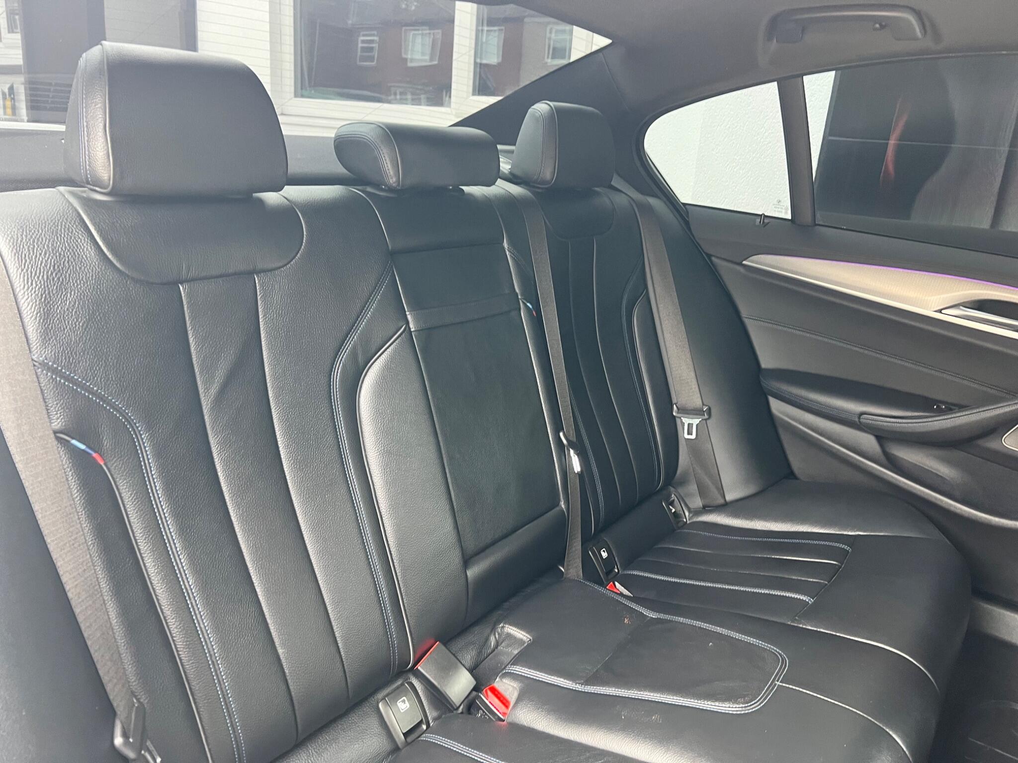BMW 5 Series view 56