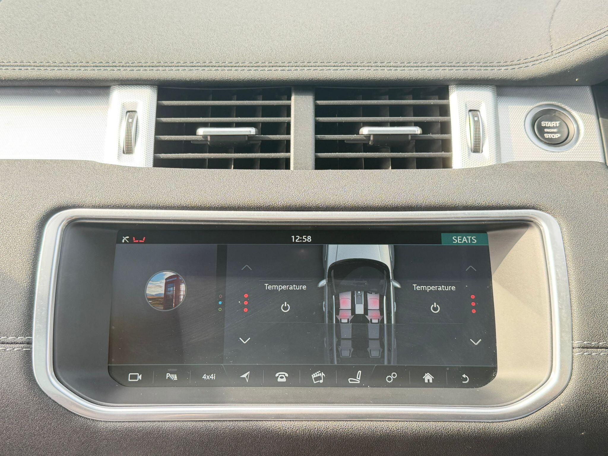 Land Rover Range Rover Evoque view 26