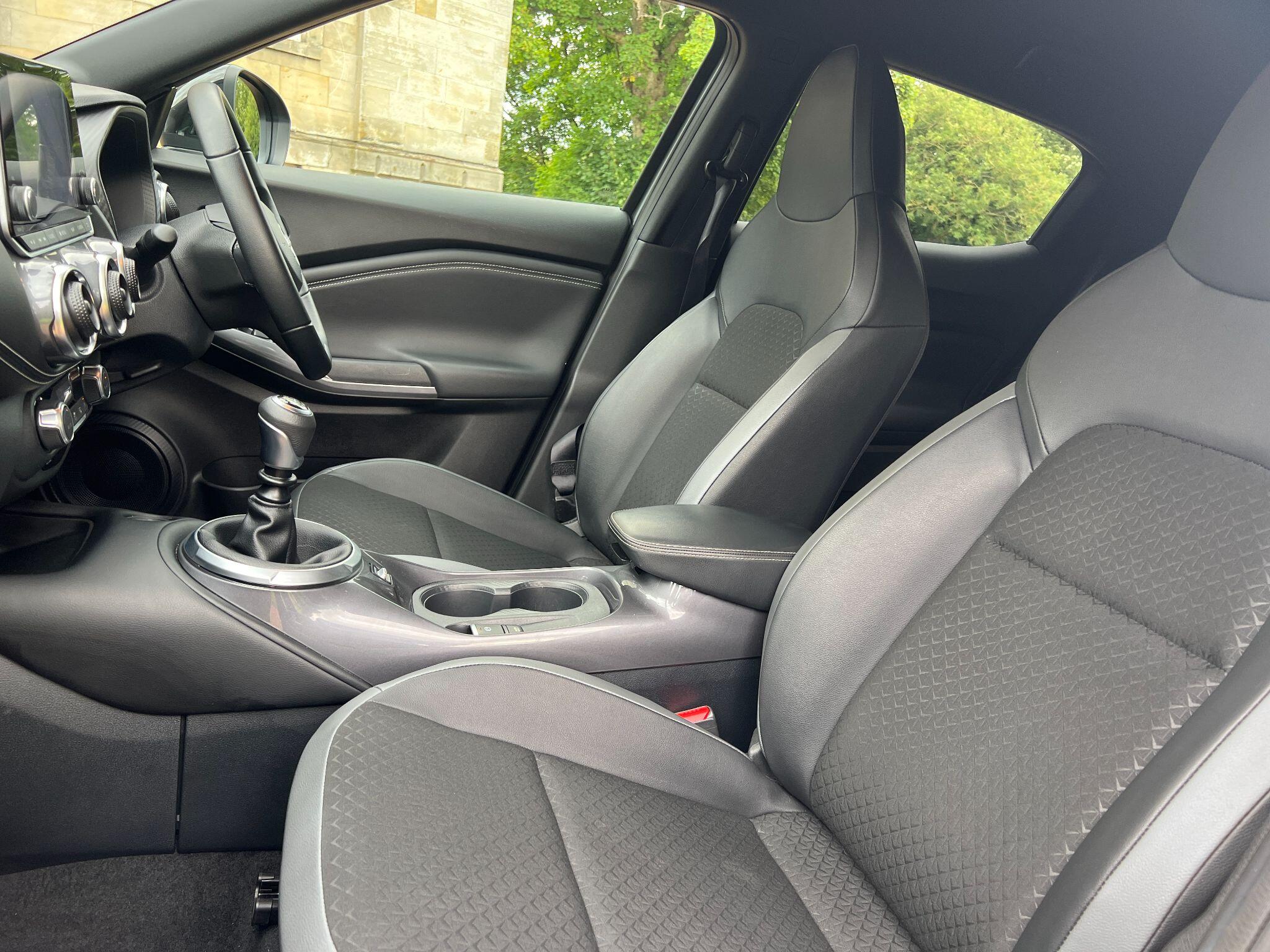 Nissan Juke view 45