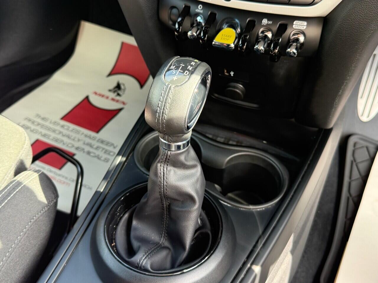 MINI Countryman view 17