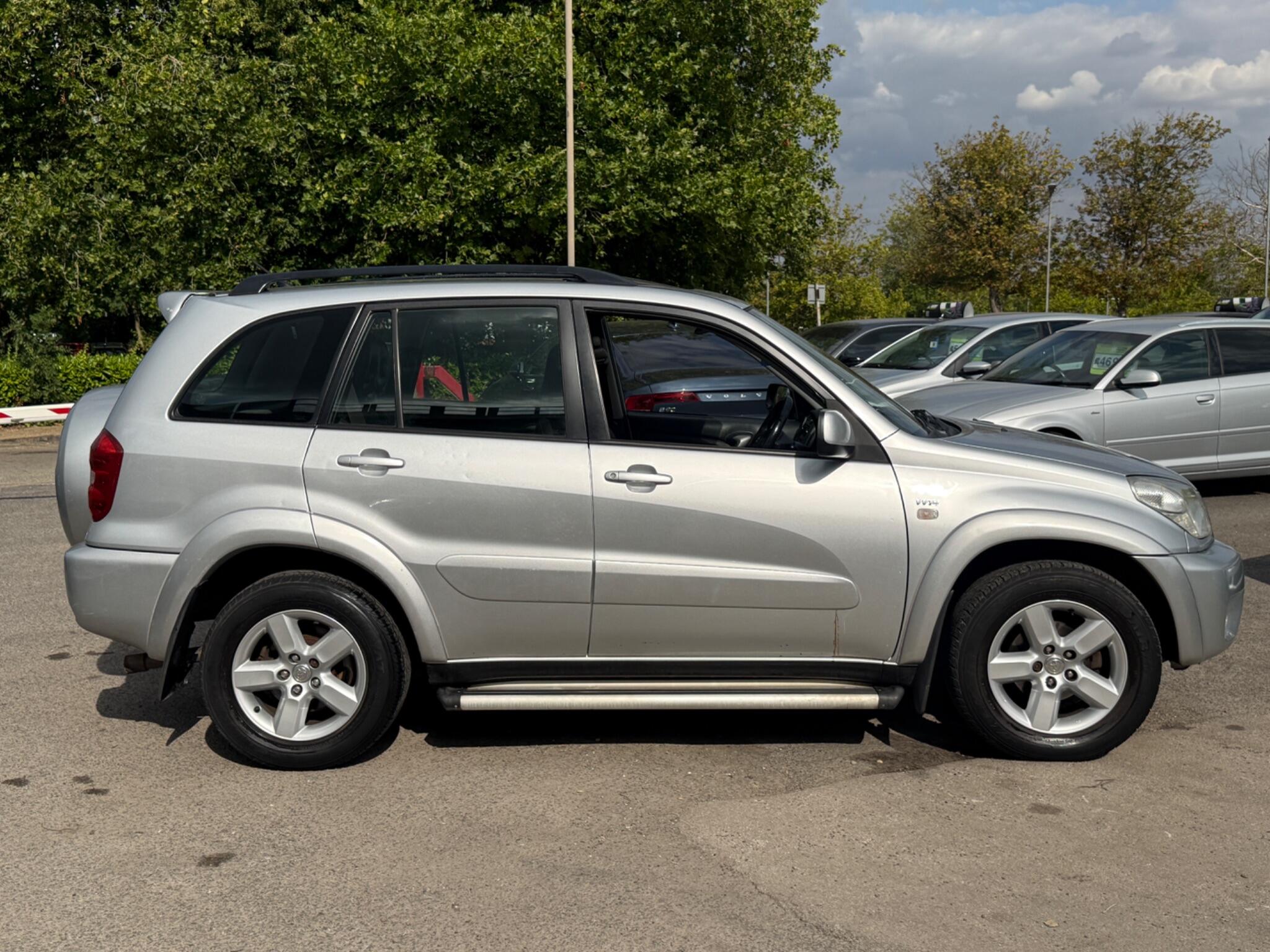 Toyota {Other Models} - Image 19