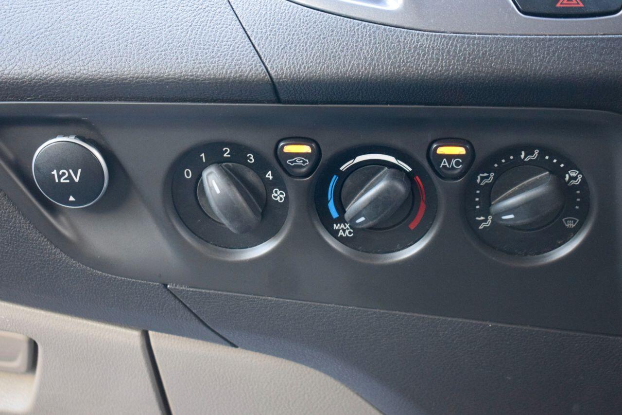 Ford Tourneo Custom view 48