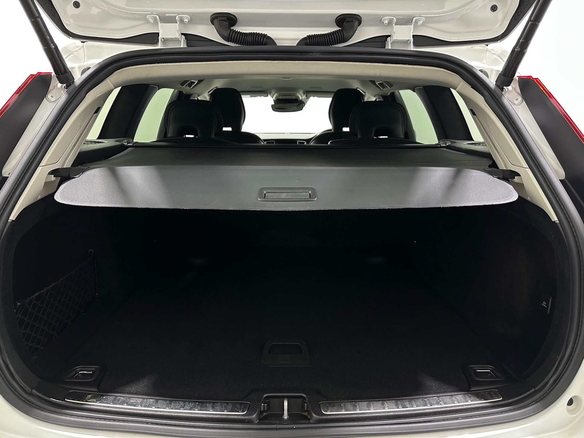 Volvo V60 view 46