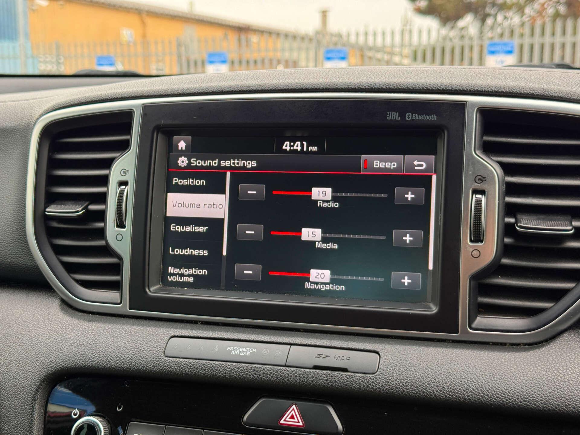Kia Sportage view 64