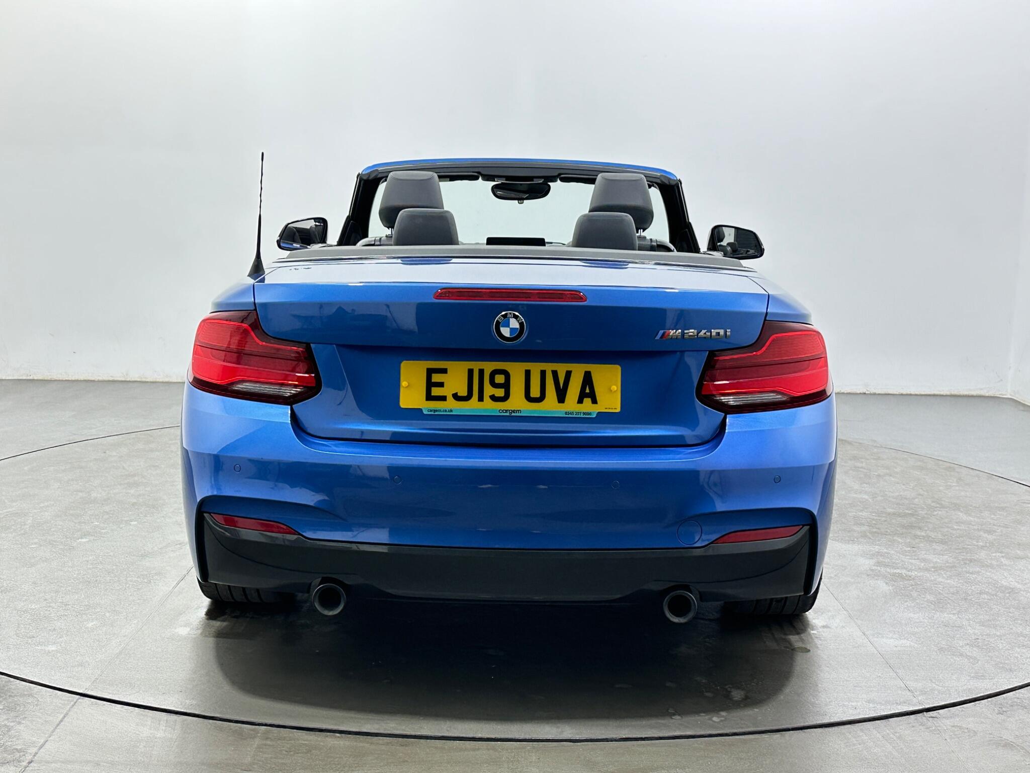 BMW 2 Series view 7