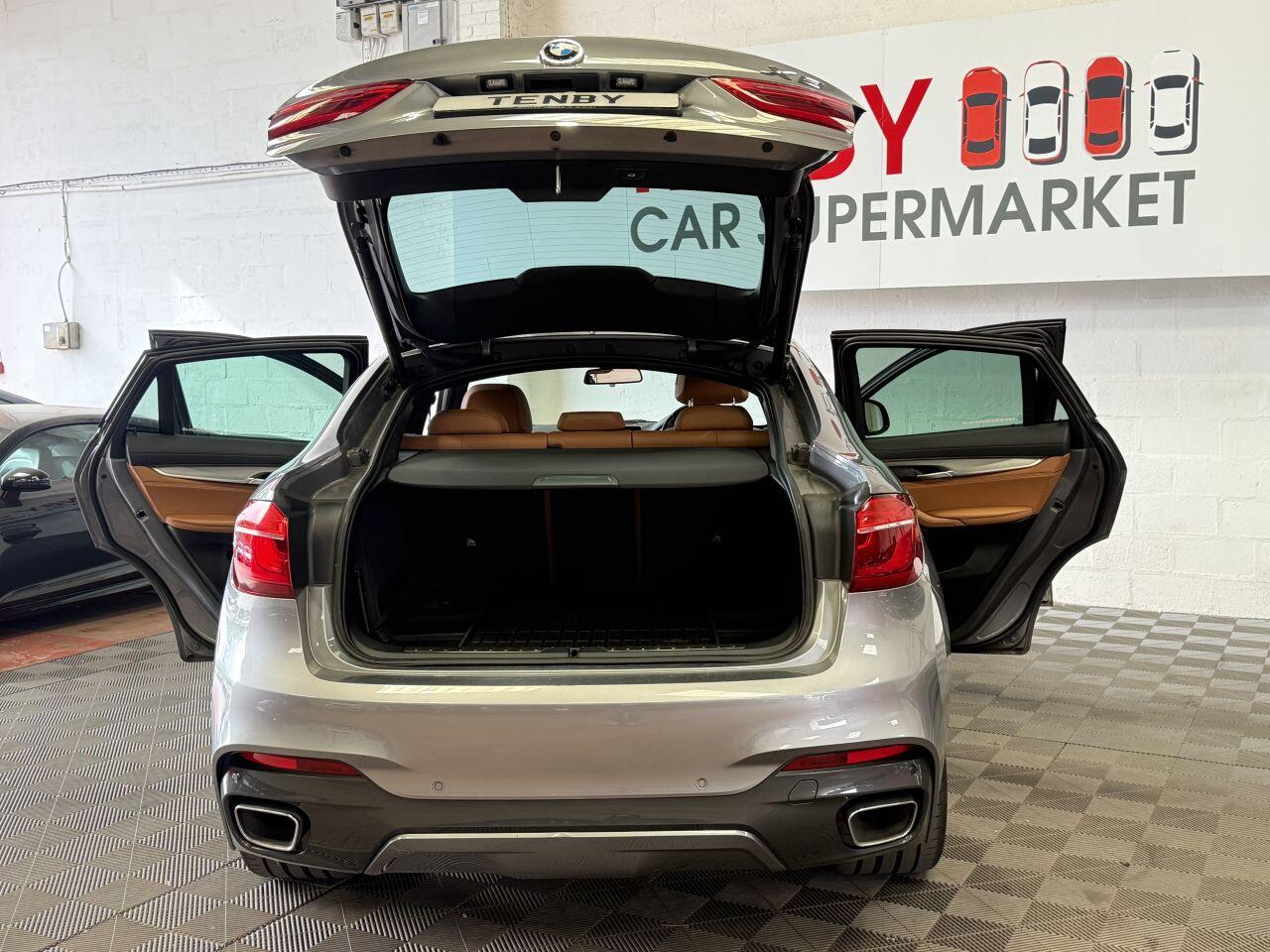 BMW X6 view 15