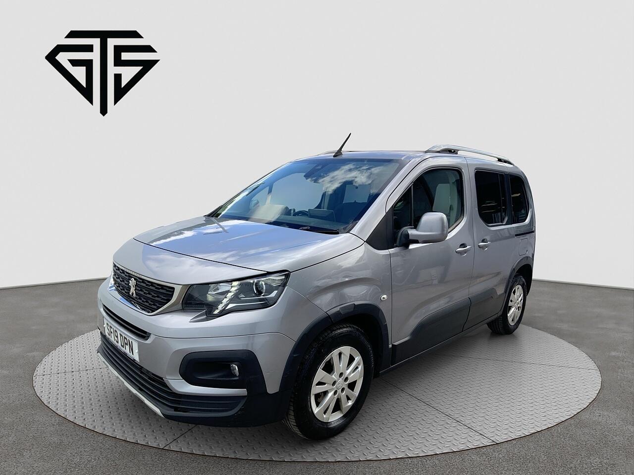 Peugeot Rifter view 7